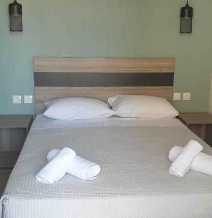 Apartamento Chriselia 2 Nea Roda Exterior foto